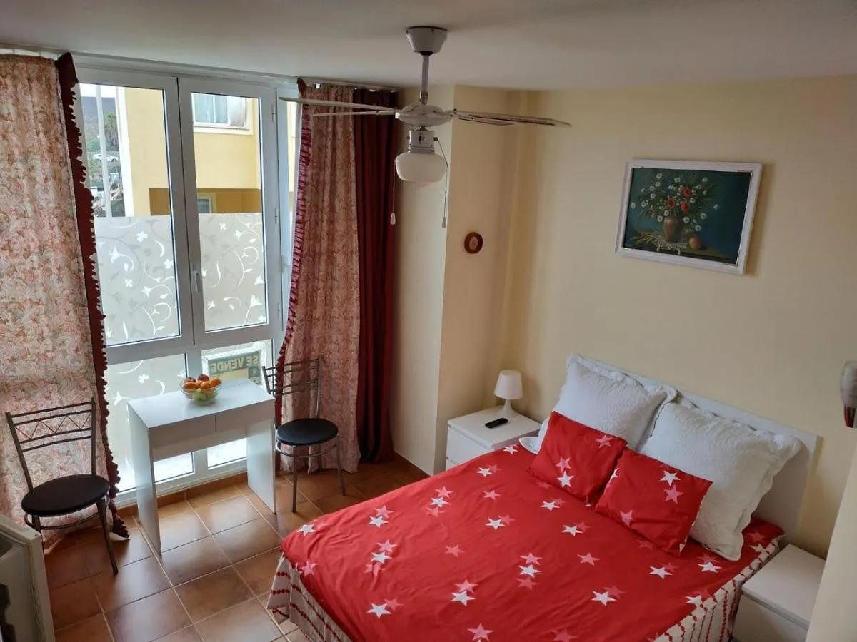 Homestay Habitacion Con Refrigerador Propio Cerca Del Aeropuerto San Isidro